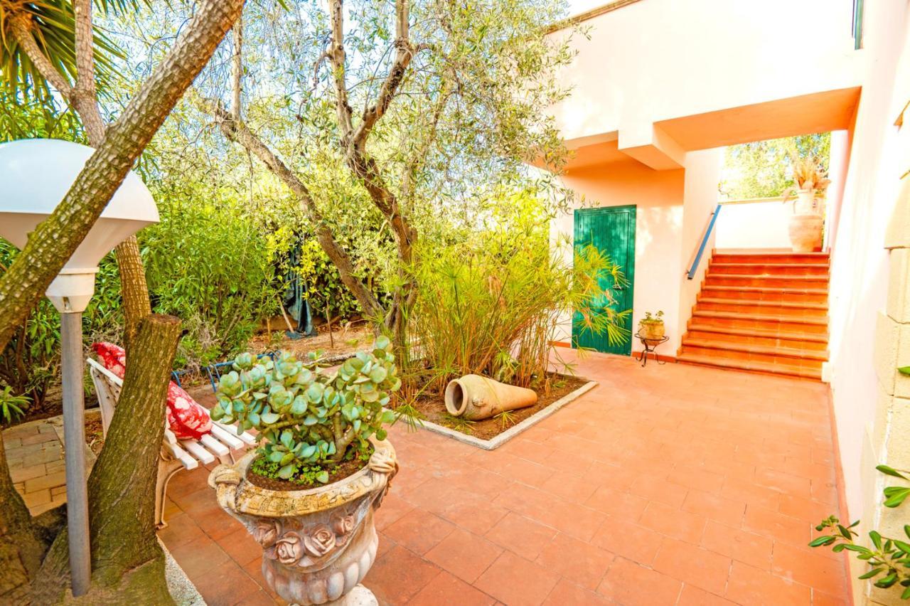 Villa Ulimare Family Residence Вьесте Экстерьер фото